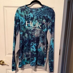 Huk Men’s Blue and Gray Performance Long Sleeve Shirt